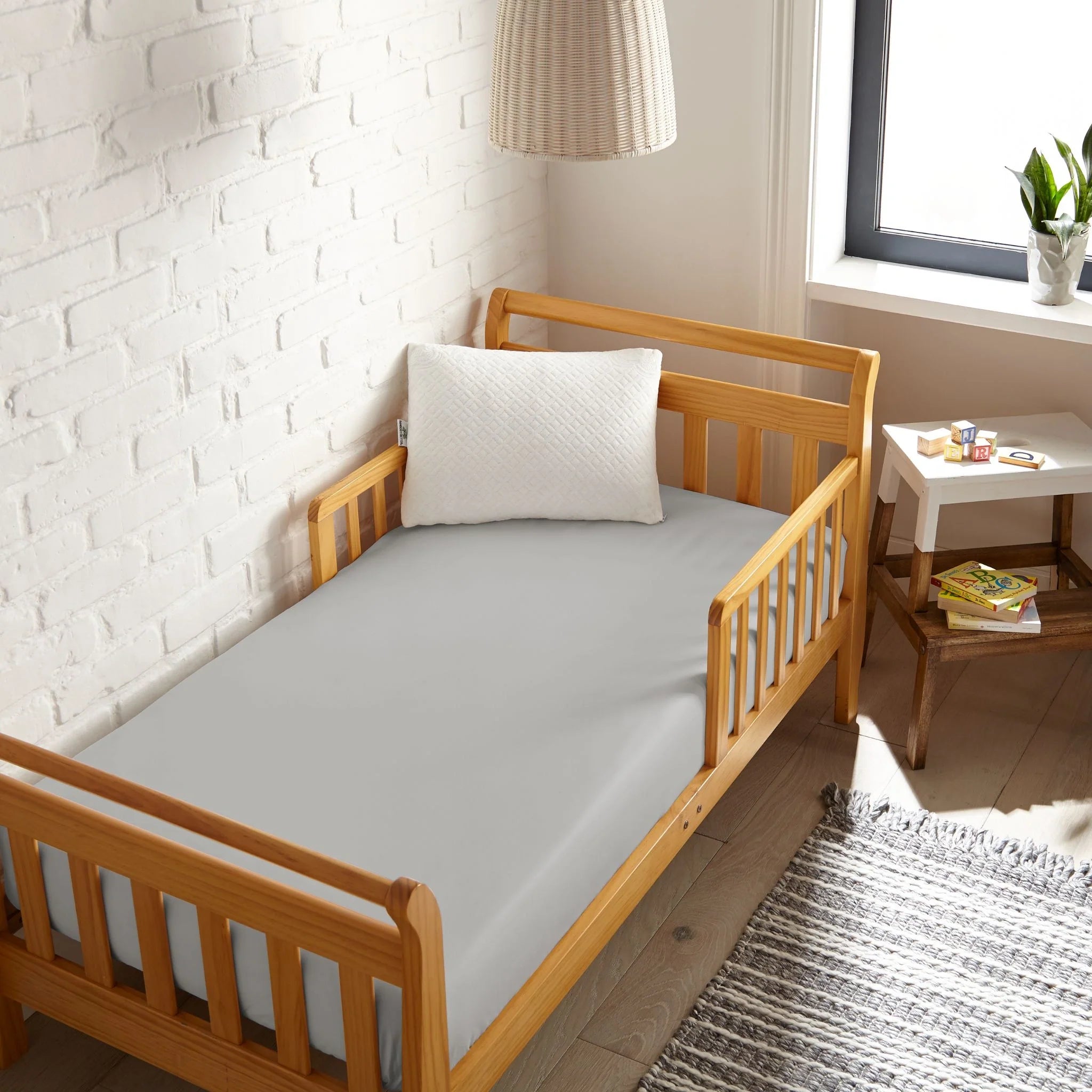 Bamboo Crib Fitted Sheet – Soft, Cooling & Breathable