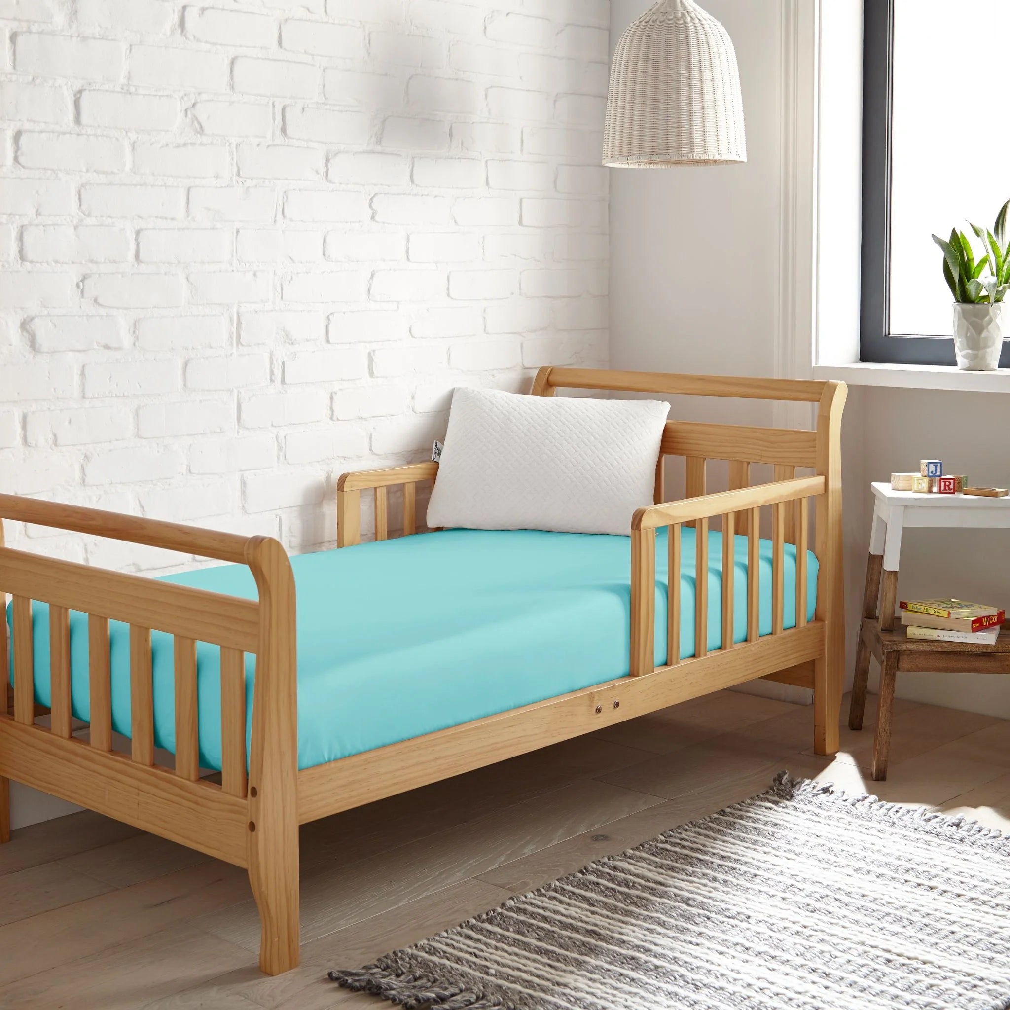 Bamboo Crib Fitted Sheet – Soft, Cooling & Breathable