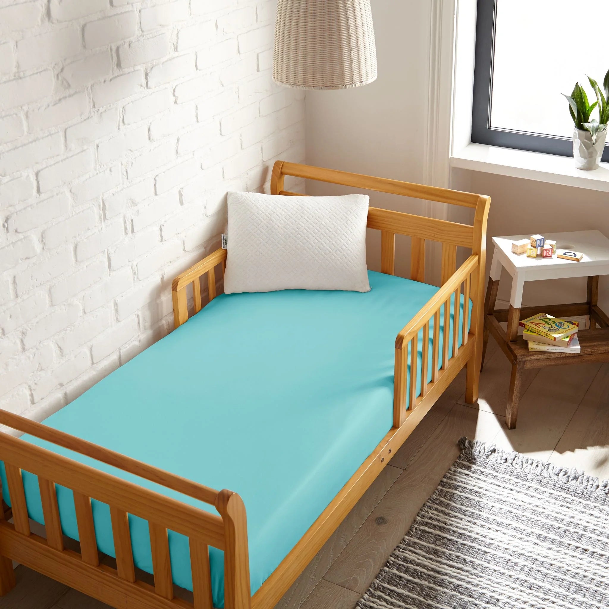 Bamboo Crib Fitted Sheet – Soft, Cooling & Breathable